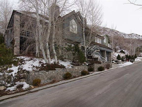 3rd image of 4899 S Mountain Ln