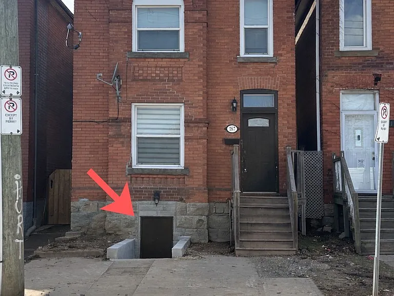 187 Oak Ave — Photo 16