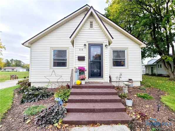 718 E Lawrence St, Montpelier, OH 43543
