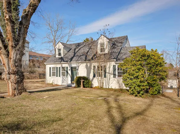 105 8th St, Radford, VA 24141