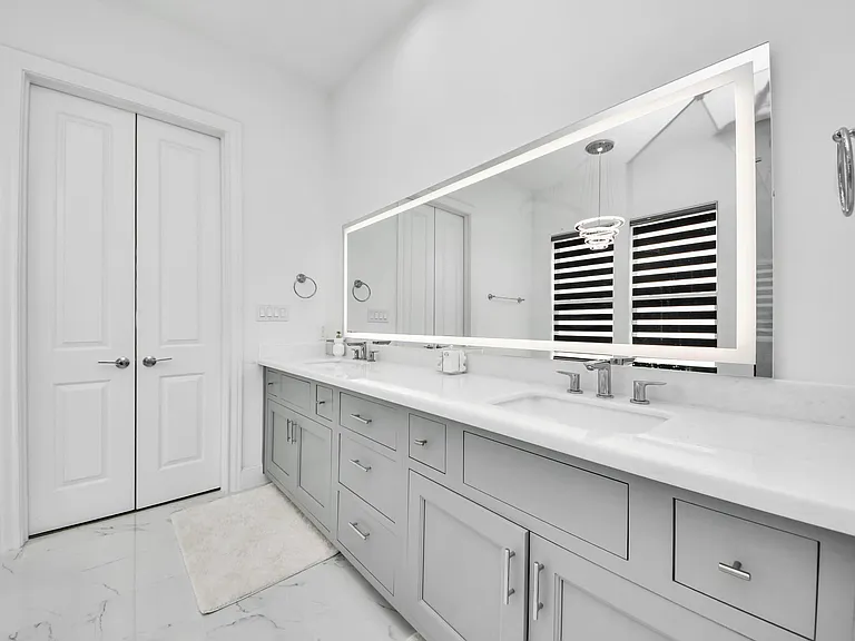 8724 Oak Kolbe Ln — Photo 38