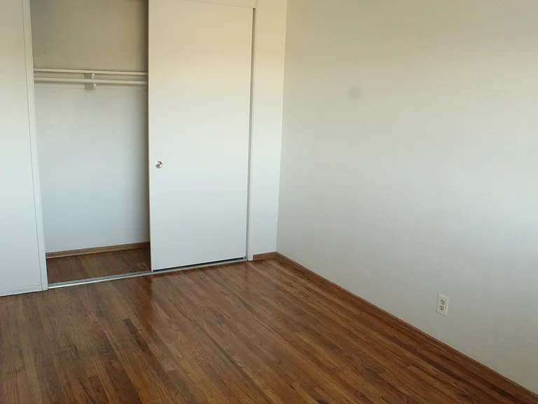 7706 East Pkwy — Photo 22