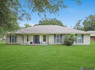 11052 Buxton Rd, Saint Amant, LA 70774