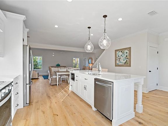 5th image of 1045 Captains Cove Way St