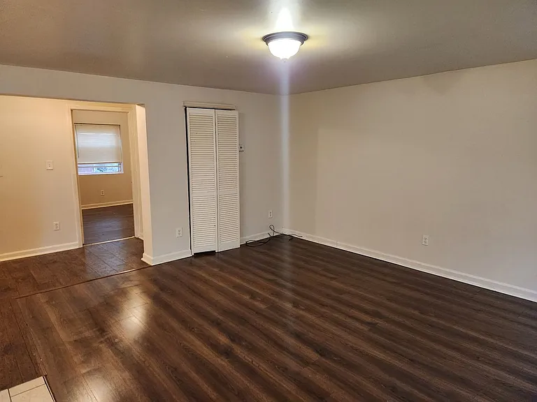 3728 Winnebago St #1 — Photo 6