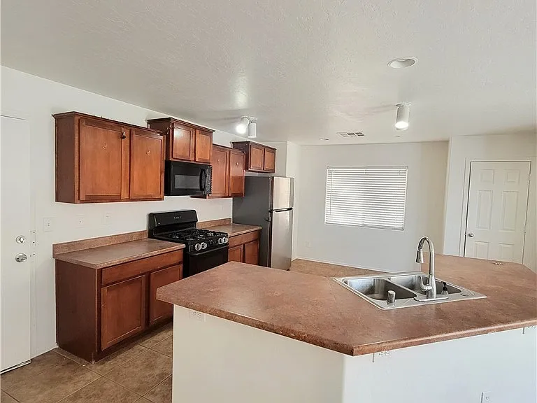 9090 Tolford Ave — Photo 5