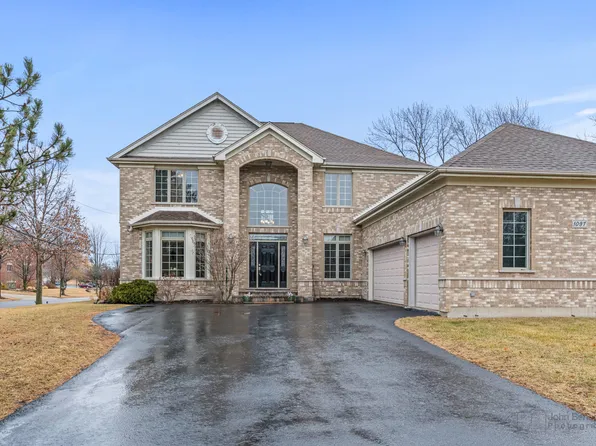 1097 N Palos Ave, Palatine, IL 60067