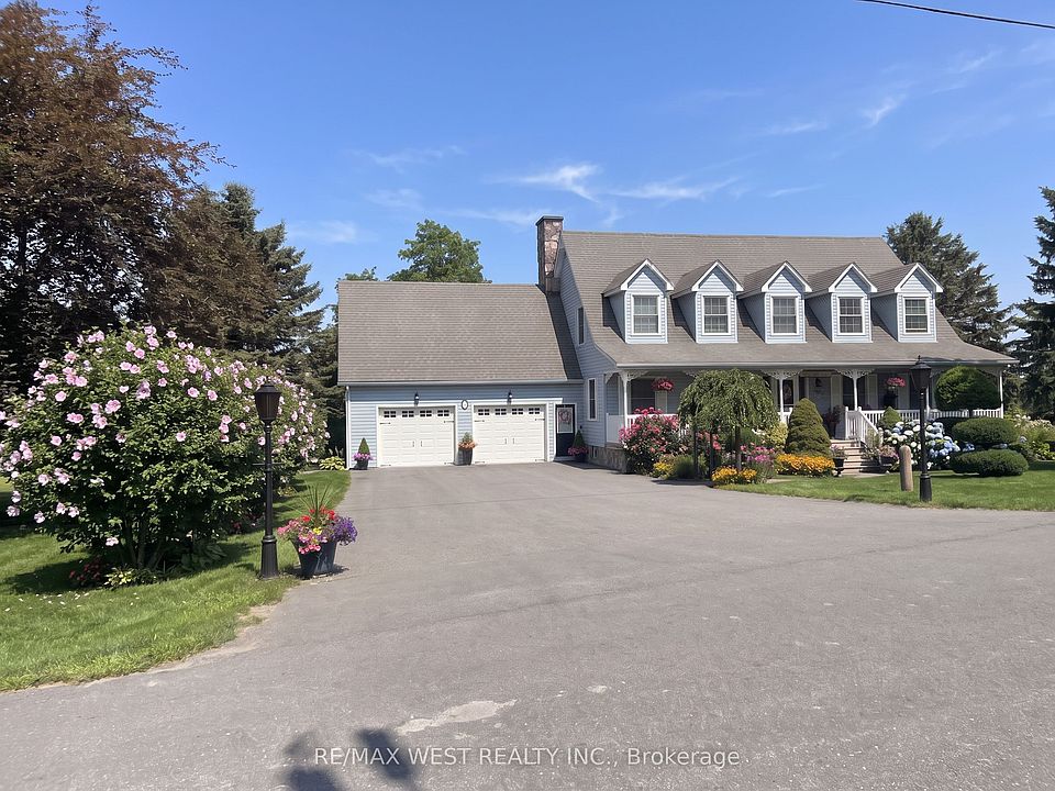 1st image of 17 Forest Hill Dr