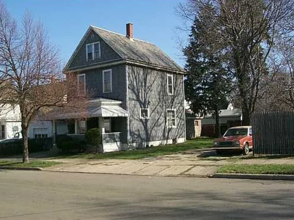 2411 Perry St, Erie, PA 16503