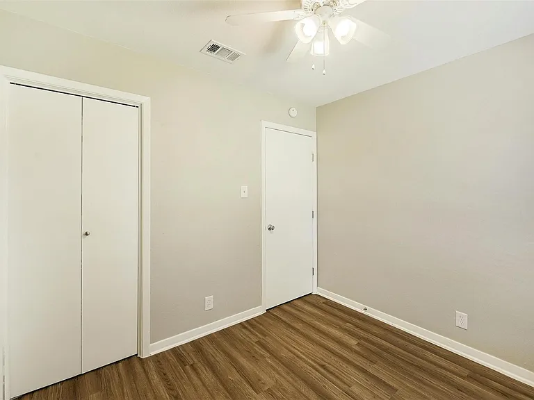 8527 Maine Dr — Photo 18