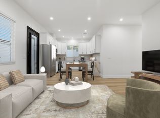 10908 Vinedale St, Sun Valley, CA 91352