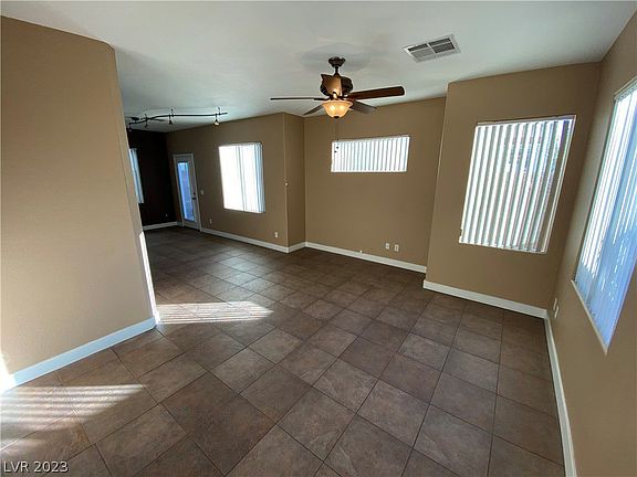 3rd image of 10862 Avenzano St