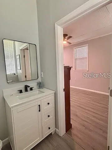 517 Jersey Ave — Photo 5