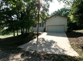 4040 Poplar Rd, Merriam Woods Village, MO 65740