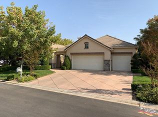 4224 N Montego Ln, Clovis, CA 93619