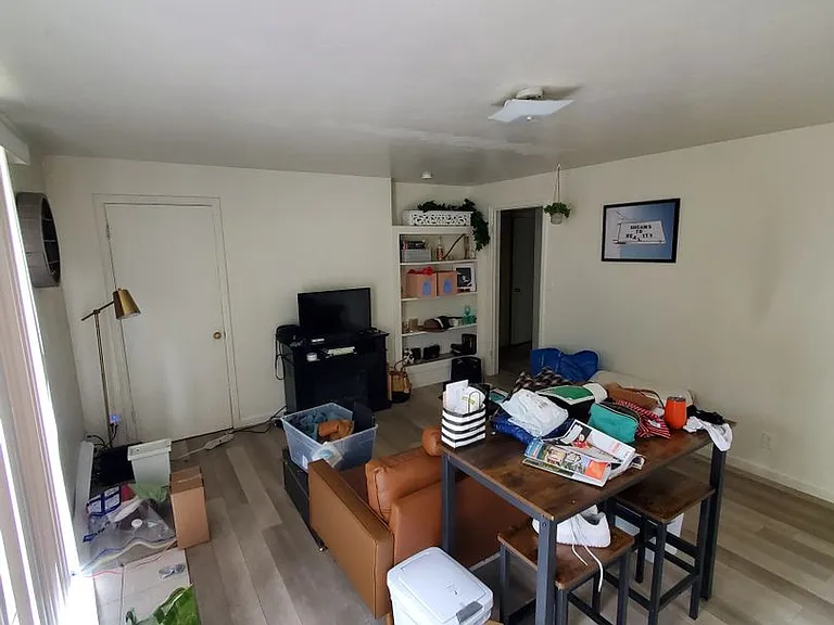 Alpine Ave (Triplex) — Photo 3