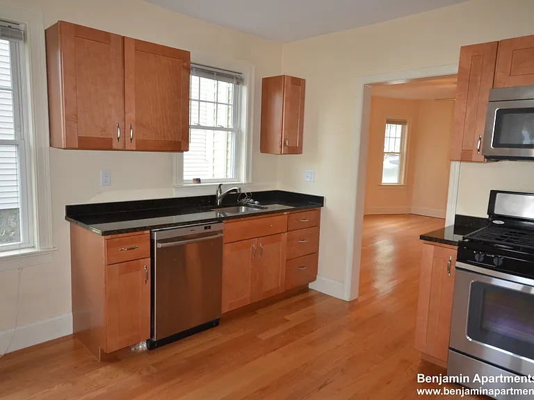 74 Brooks St #11 — Photo 13