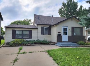 615 N 3rd St, Aberdeen City, SD 57401