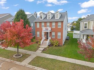 1290 Airs Ave, Sugar Grove, IL 60554