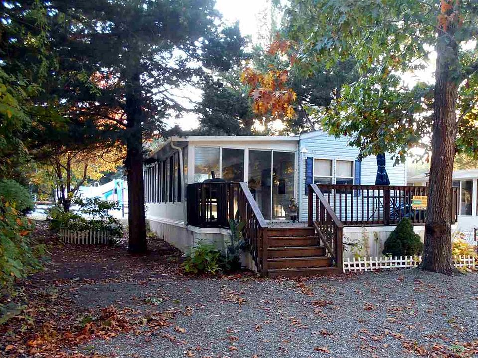 1st image of 86 Holly Dr #86