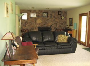 46 Beal Rd, Athens, OH 45701