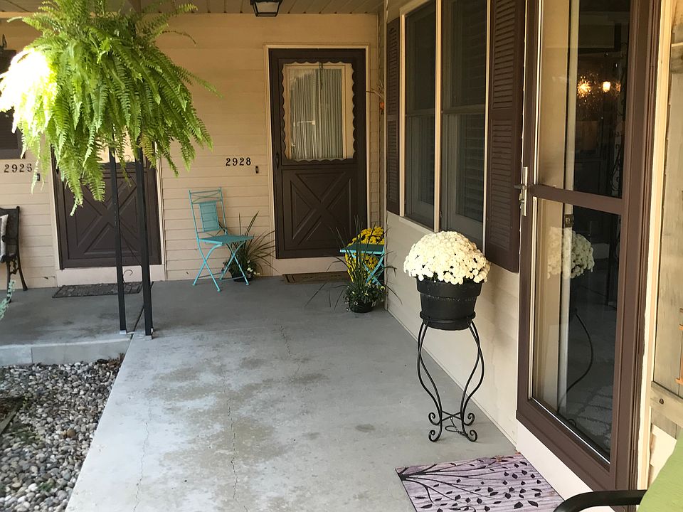 1st image of 2928 S Wentward Ct #16