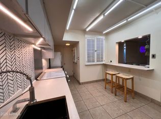 6926 E 3rd St, Scottsdale, AZ 85251