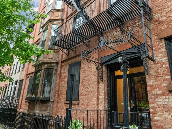 203 Baltic Street image 12 of 12