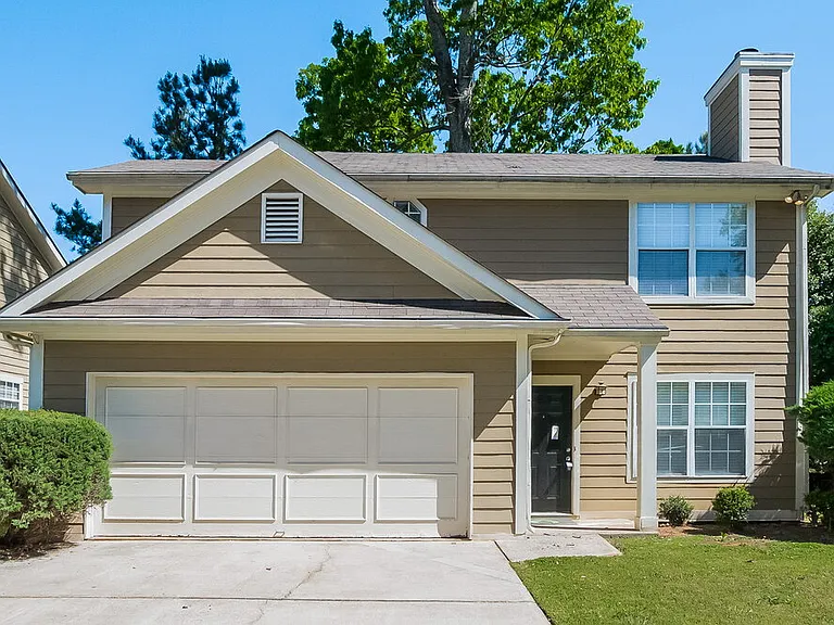 134 Summer Crest Pl SW — Photo 1