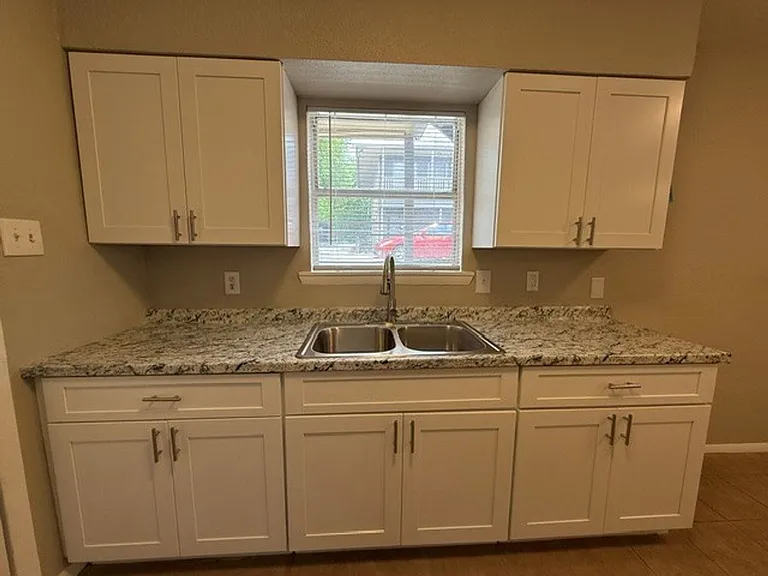 516 Gentleman Road — Photo 36