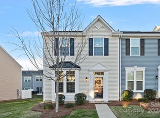 2824 Sand Cove Ct, Denver, NC 28037