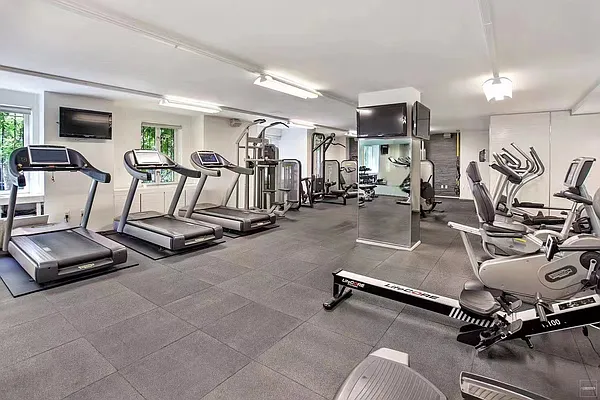 Rented by BATTERY PARK CITY RESIDENTIAL LLC | media 12