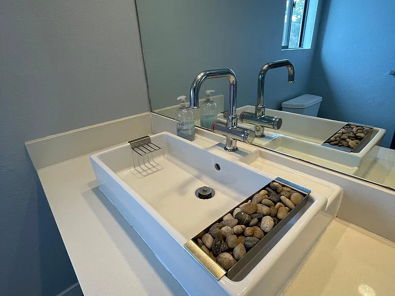 4733 W Mountain View Dr #3 — Photo 9