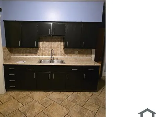 13084 Cedar Rd, Cleveland Heights, OH 44118
