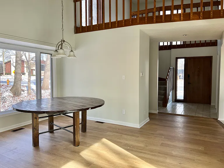 121 E Navajo St — Photo 3