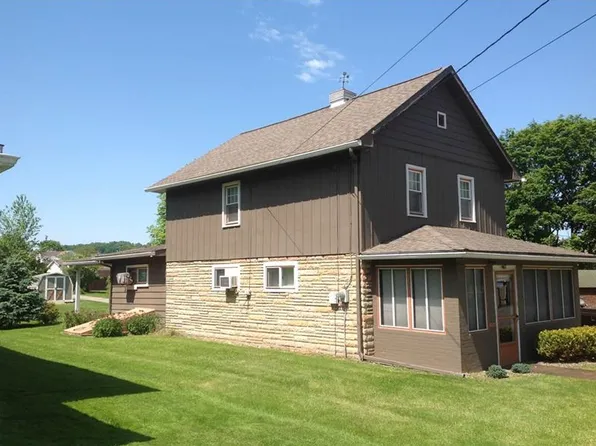 460 1st St, Clymer, PA 15728