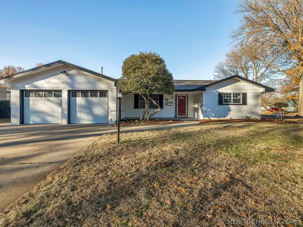 9519 E 36th St S, Tulsa, OK 74145
