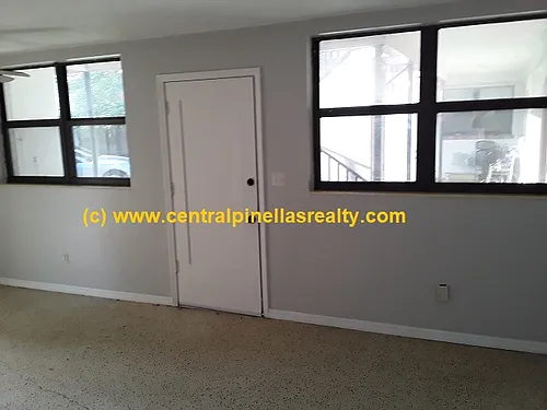 1040 S Fort Harrison Ave #5 Photo 1