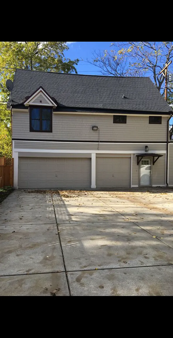 2 bed, 1000 sqft, $1,450 — Photo 1