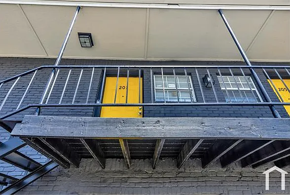 901 Bessie St #205 — Photo 43