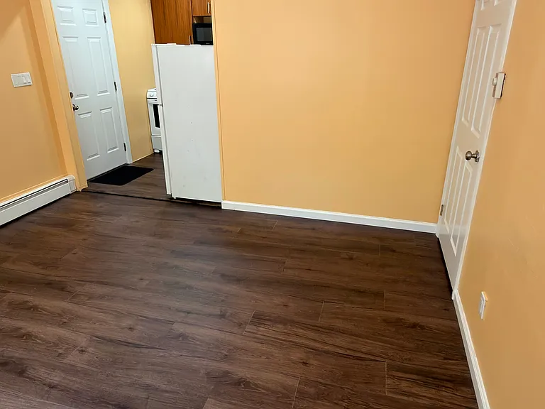 277 Auborn Ave — Photo 11