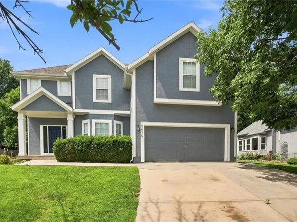 9414 Swarner Dr, Lenexa, KS 66219