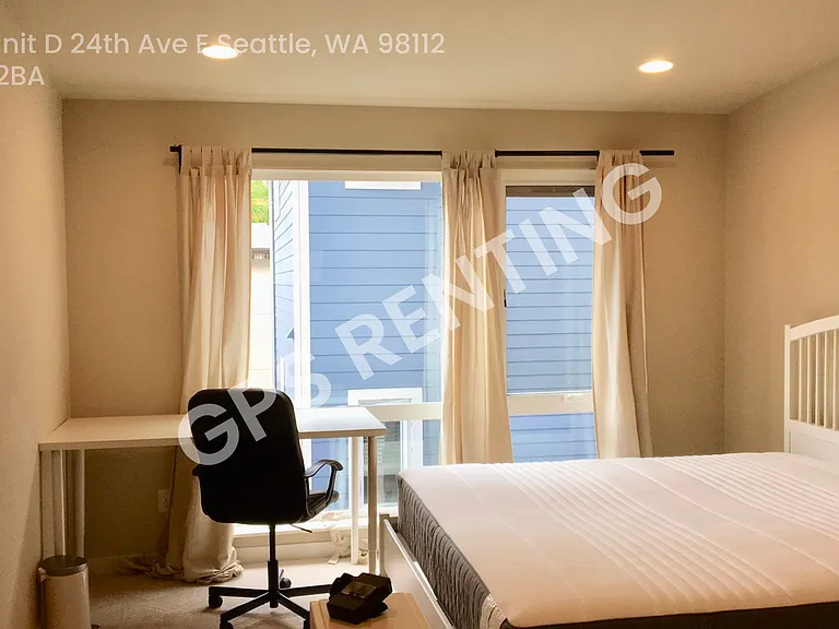 221 24th Ave E #D — Photo 11