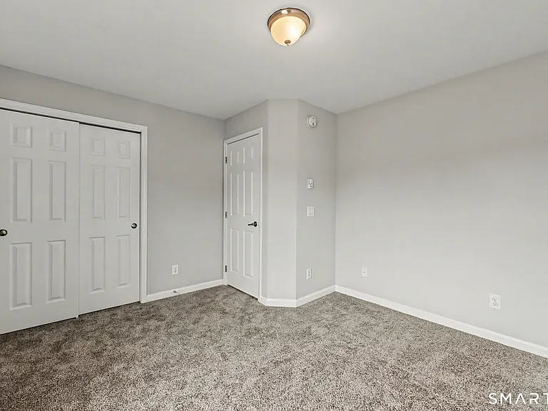 149 S Main St #D — Photo 26