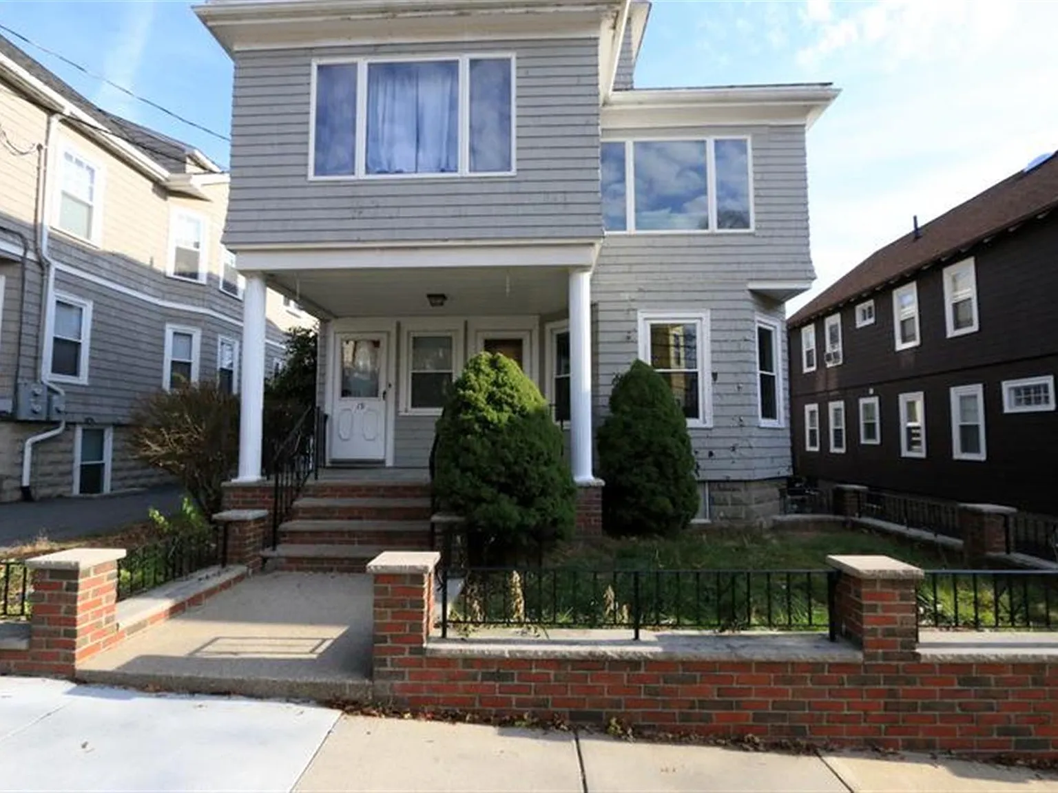 2 bed, 1000 sqft, $2,900 — Photo 2
