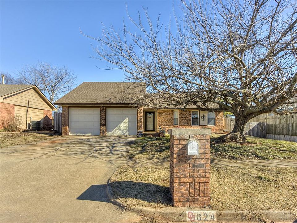 1st image of 624 Cottonwood Dr