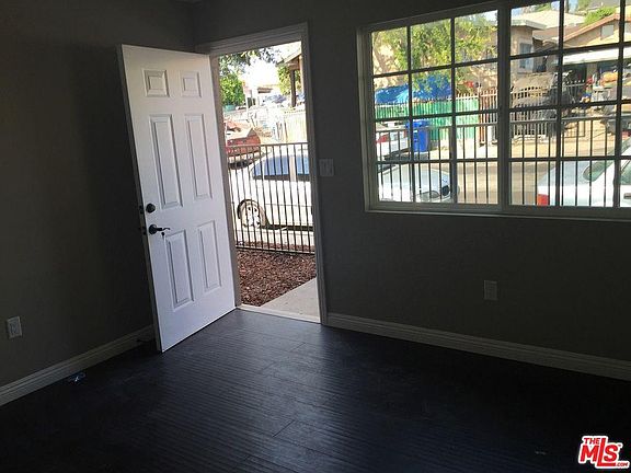 2nd image of 1521 Kurtz Ave
