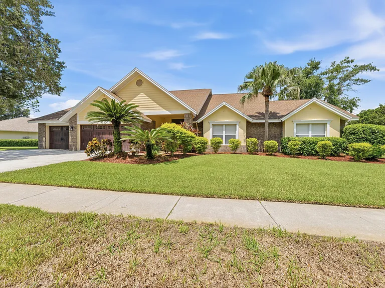 6513 Thoroughbred Loop — Photo 67