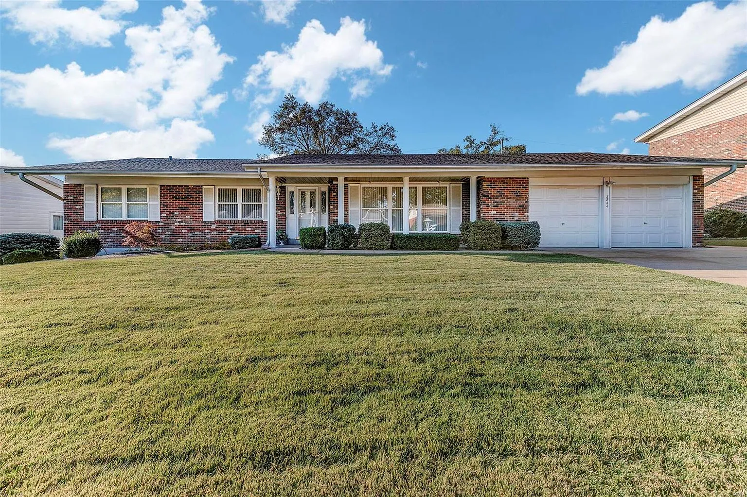 2844 Flamewood Dr photo 1