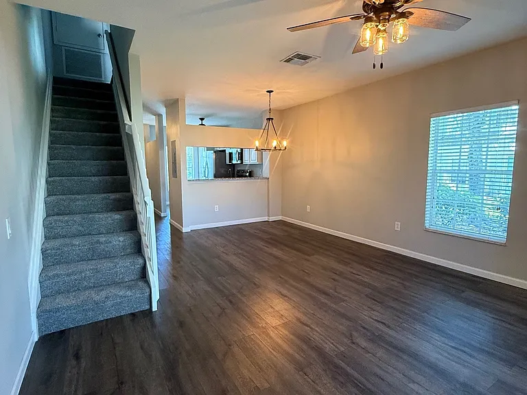 2880 Woodlands Park Ct #2880 — Photo 8